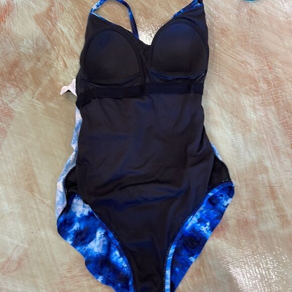 New! Target Aqua Green Women's Shirred Strappy Back One Piece Swim Blue Tie Dye - Picture 8 of 11